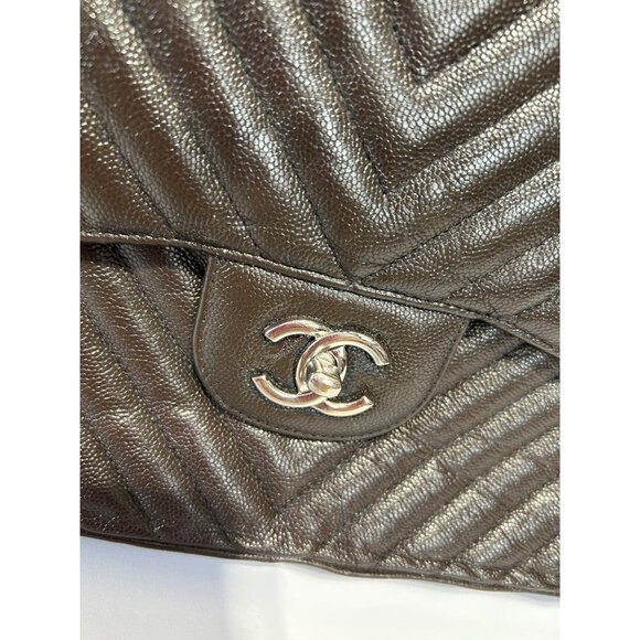 Chanel Double Flap Shoulder Bag - Picture 2 of 16